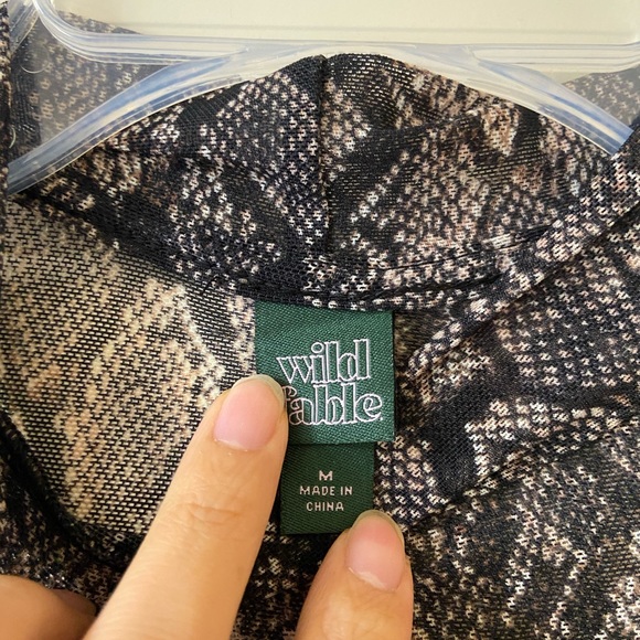 Wild Fable Snake Print Top/ Size M - Picture 4 of 6